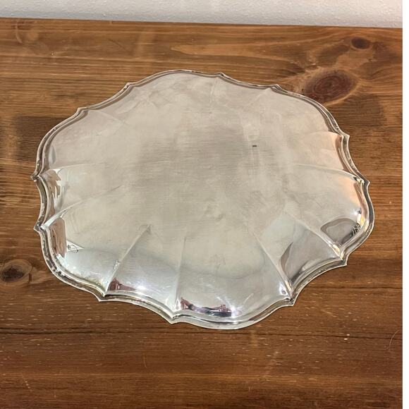 Oneida Chippendale Silverplate Sandwich Tray 11” w/ Box Vintage Serving Platter - Picture 7 of 8